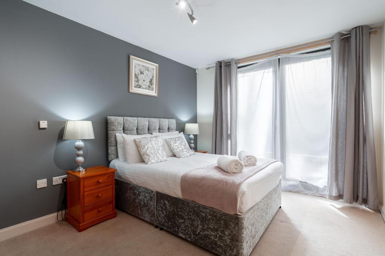 Apartamento Centre Chinatown With Parking By Arcadian *