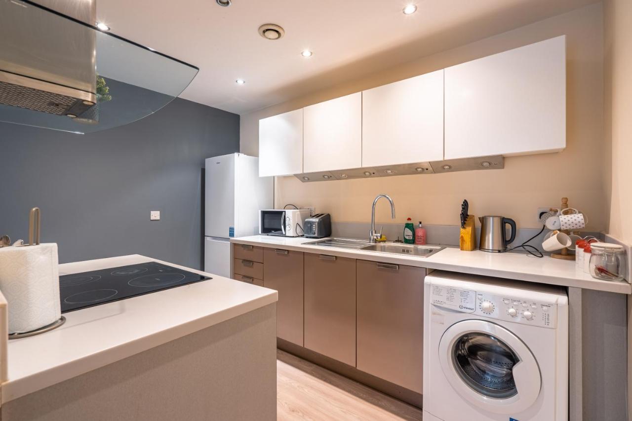 Apartamento Centre Chinatown With Parking By Arcadian *